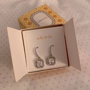 Stella and Dot Deco Drop Earrings